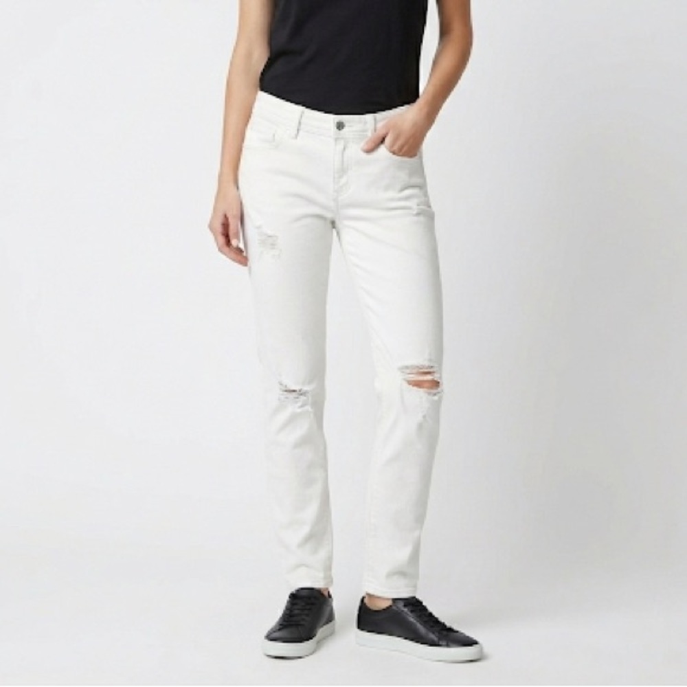 Pilcro Anthropologie Cream Distressed Jeans Size 27
